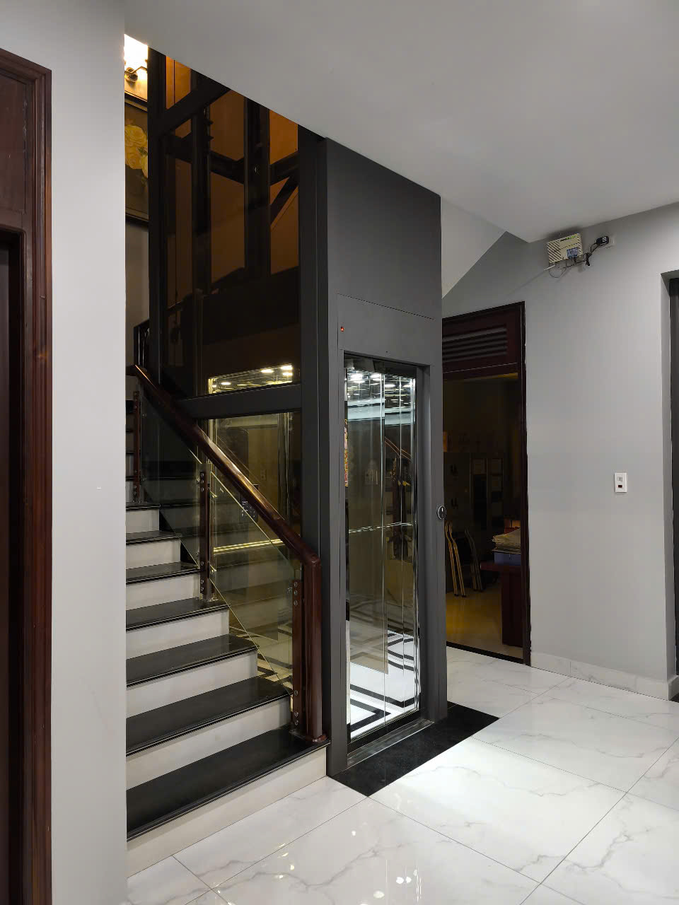 Thang máy thủy lực mini tại Hải Phòng