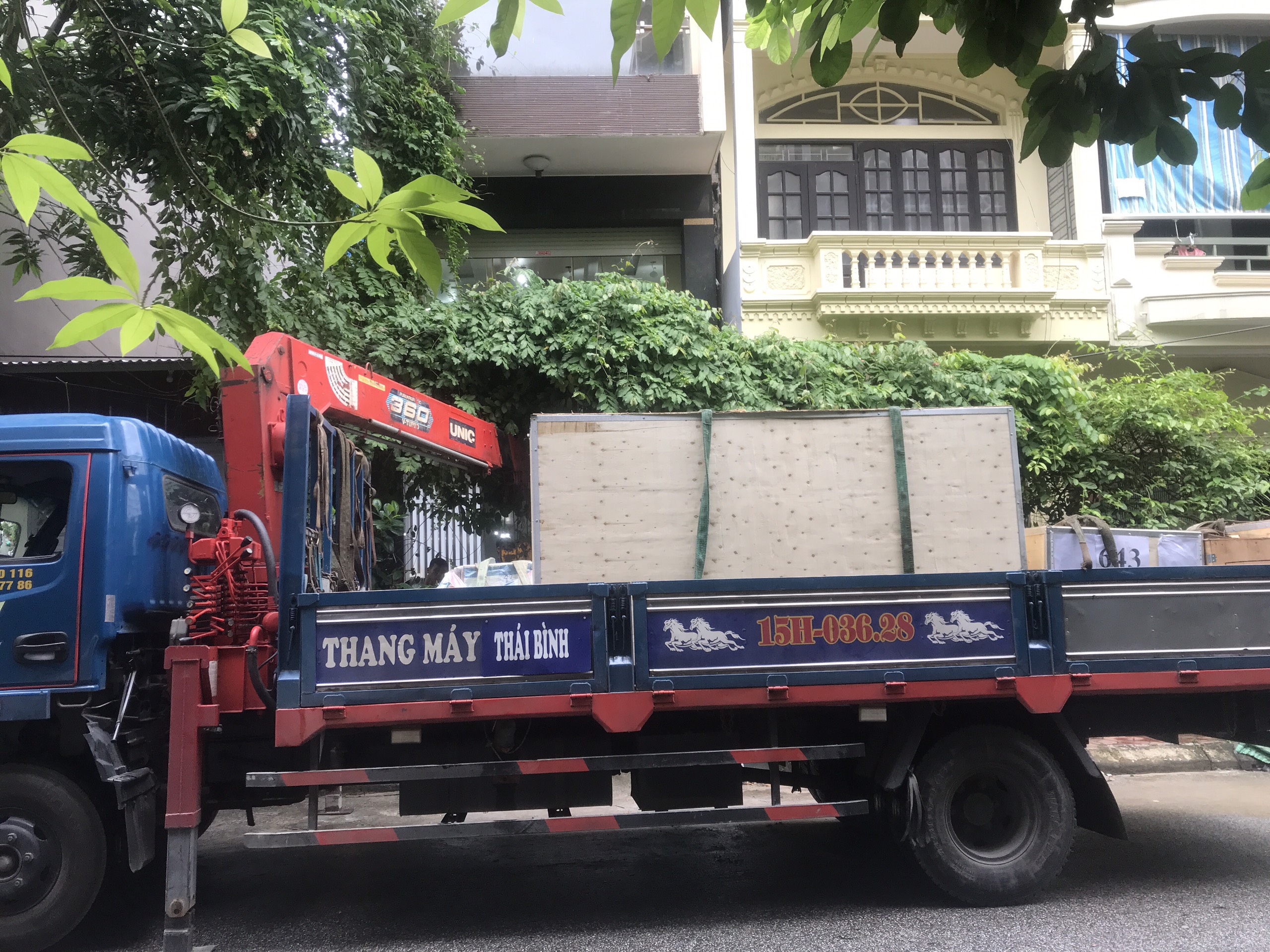 Chuyển hàng về lắp đặt ctr Chị Hằng - Lô 22 Lê Hồng Phong, Hải Phòng