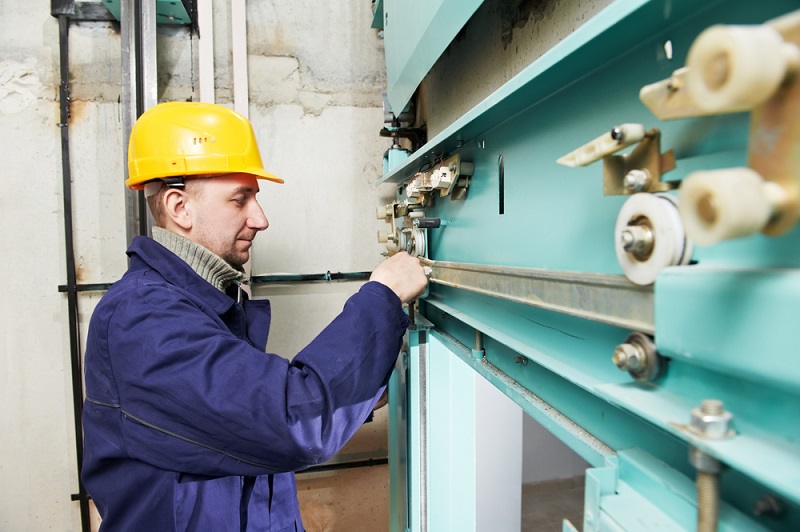 Bảo dưỡng thang máy cũ tại Hưng Yên