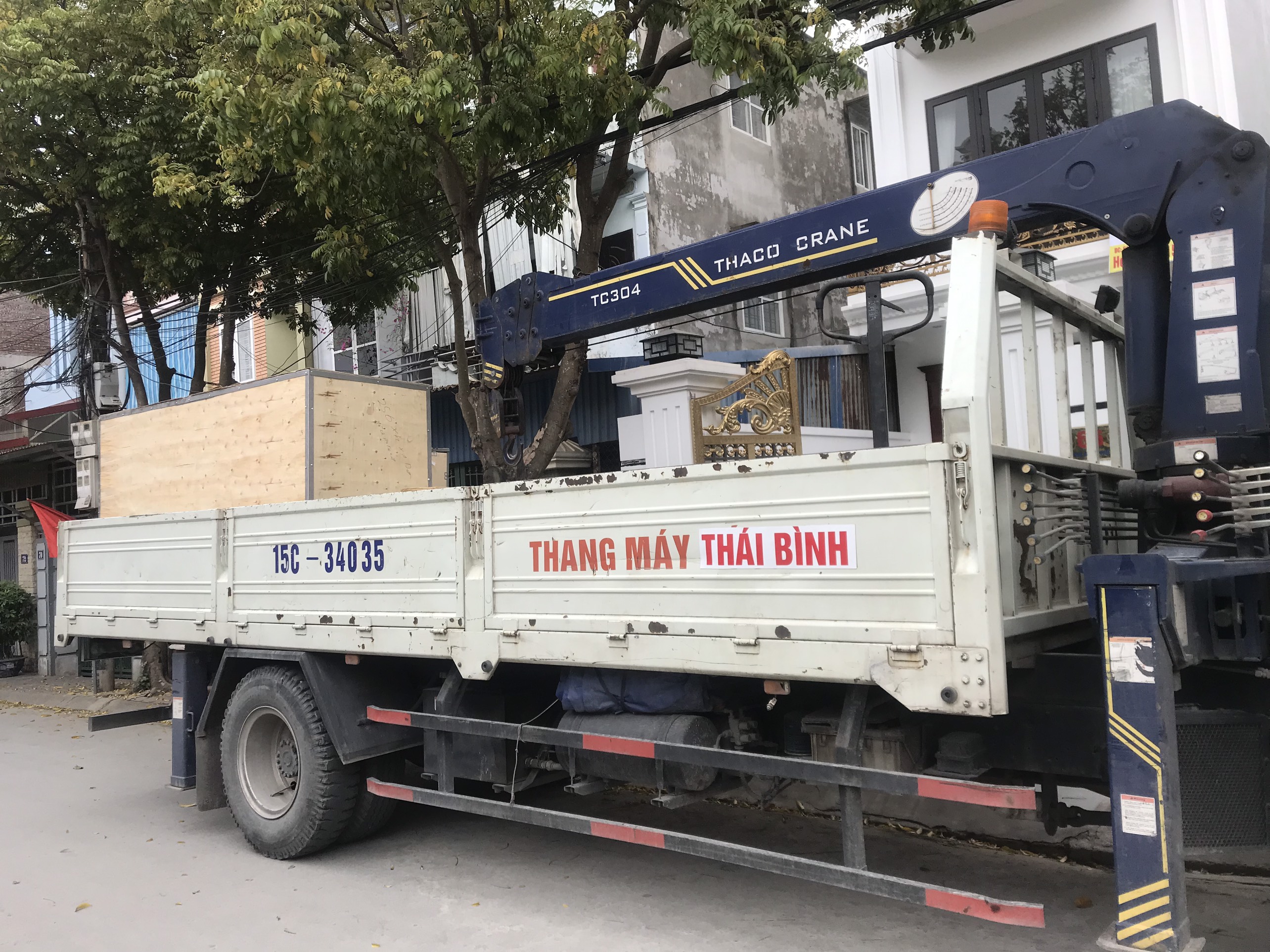 Vận chuyển hàng về công trình Chị Hiên - Phố Bảo Phúc - Hải An - Hải Phòng