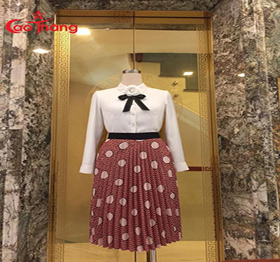 Cửa tầng 16