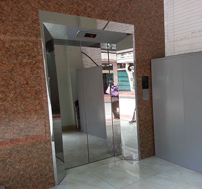 Cửa tầng 05