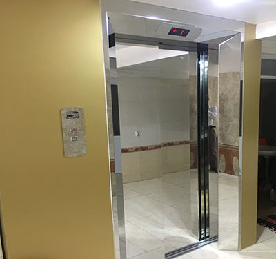 Cửa tầng 07